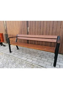 Gladiátor kerti pad karfával